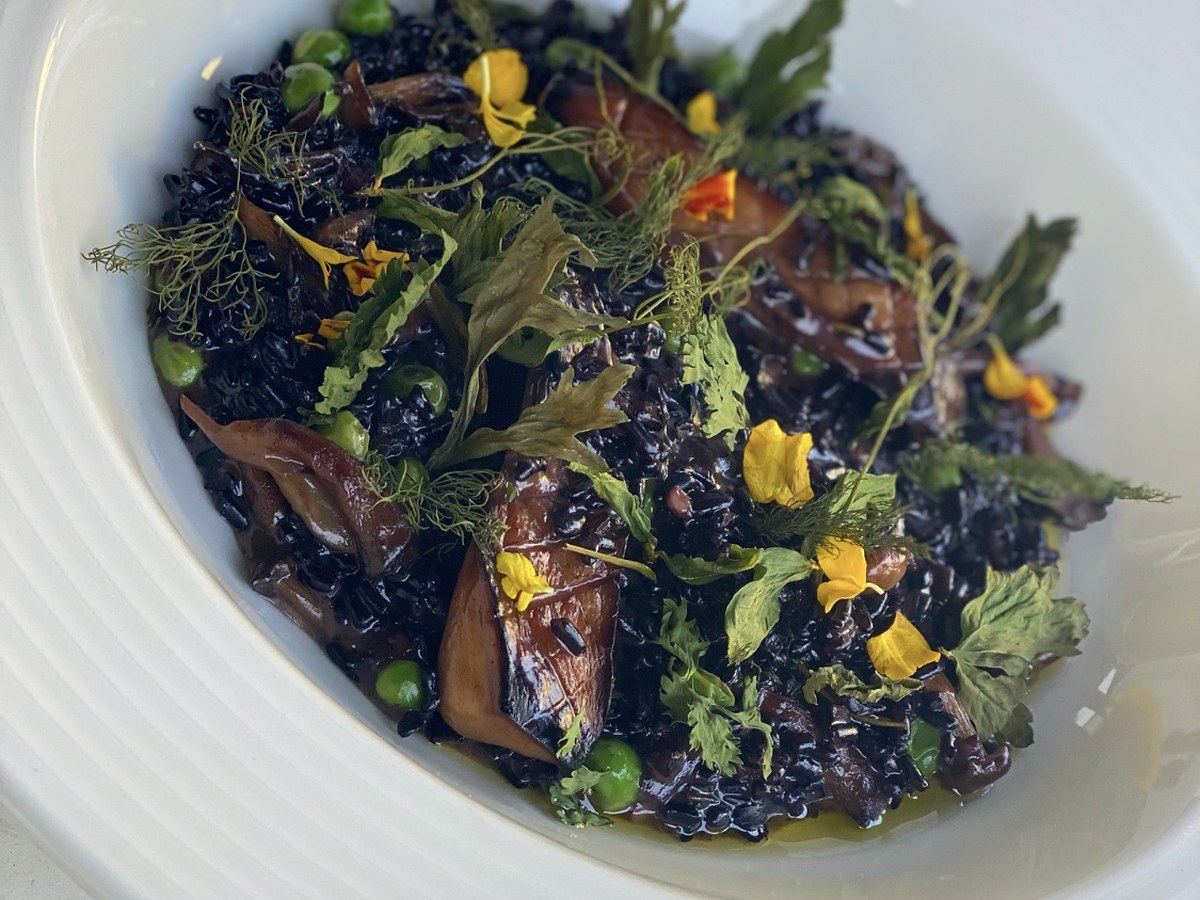 Mushrooms · grains · herbs